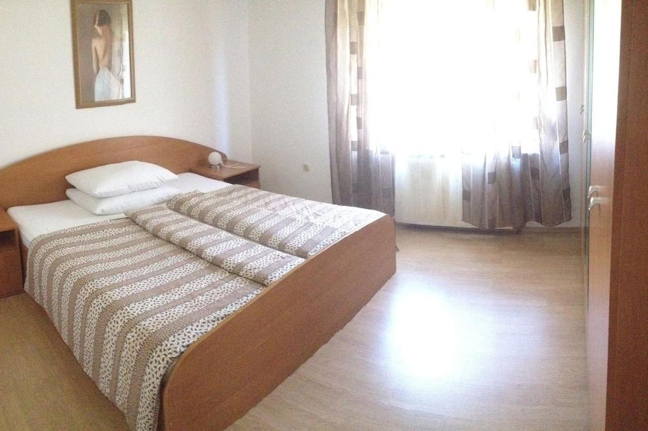 Apartmani Bosko Baraban Dugi Rat Esterno foto