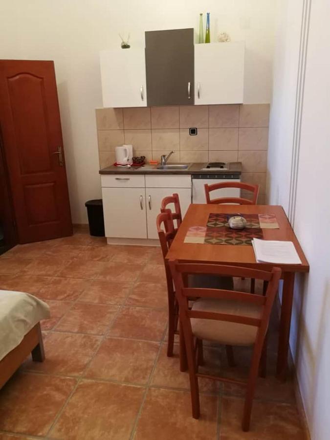 Apartmani Bosko Baraban Dugi Rat Esterno foto